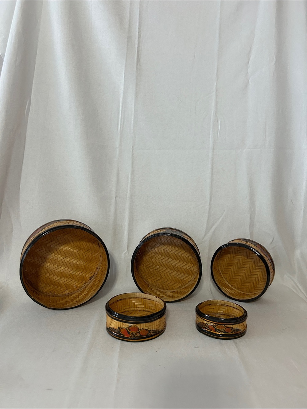 Gorgeous Nesting Lacquer and Wicker Bowls/ Baskets - set of 5 - 1 lid - Cambodia